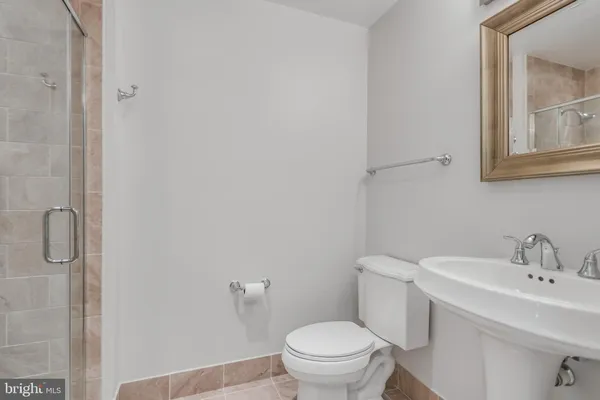 $3,150 | 8220 Crestwood Heights Drive, Unit 1210, McLean, VA 22102