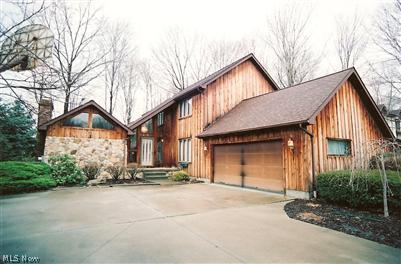 231 Fox Run Cortland, OH 44410 - Photo 1 of 1