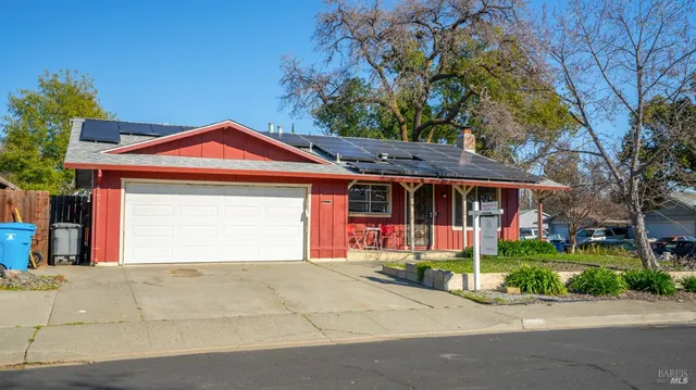 $465,000 | 309 Adobe Drive, Vacaville, CA 95687