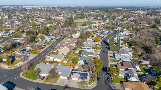 $465,000 | 309 Adobe Drive, Vacaville, CA 95687