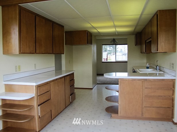 294 Mantle Road Sequim, WA 98382 - Photo 8 of 16