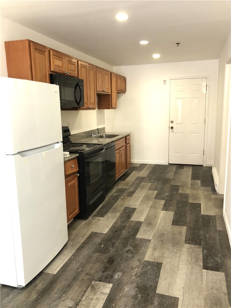 66 Church Street Oneonta, NY 13820 - Photo 3 of 24