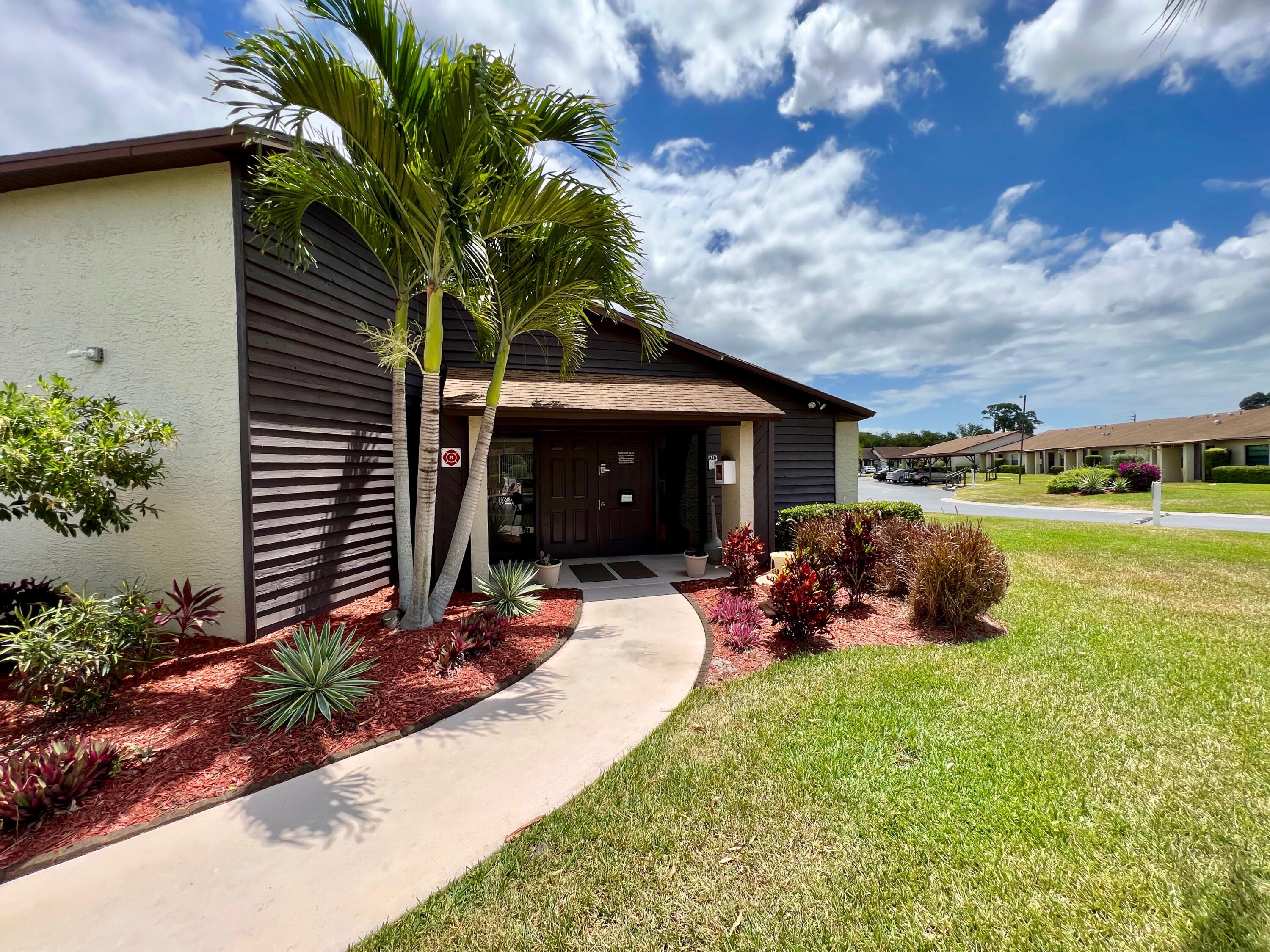 6024 Indrio Road, Unit L6 Fort Pierce, FL 34951 - Photo 13 of 17 IMG_4955