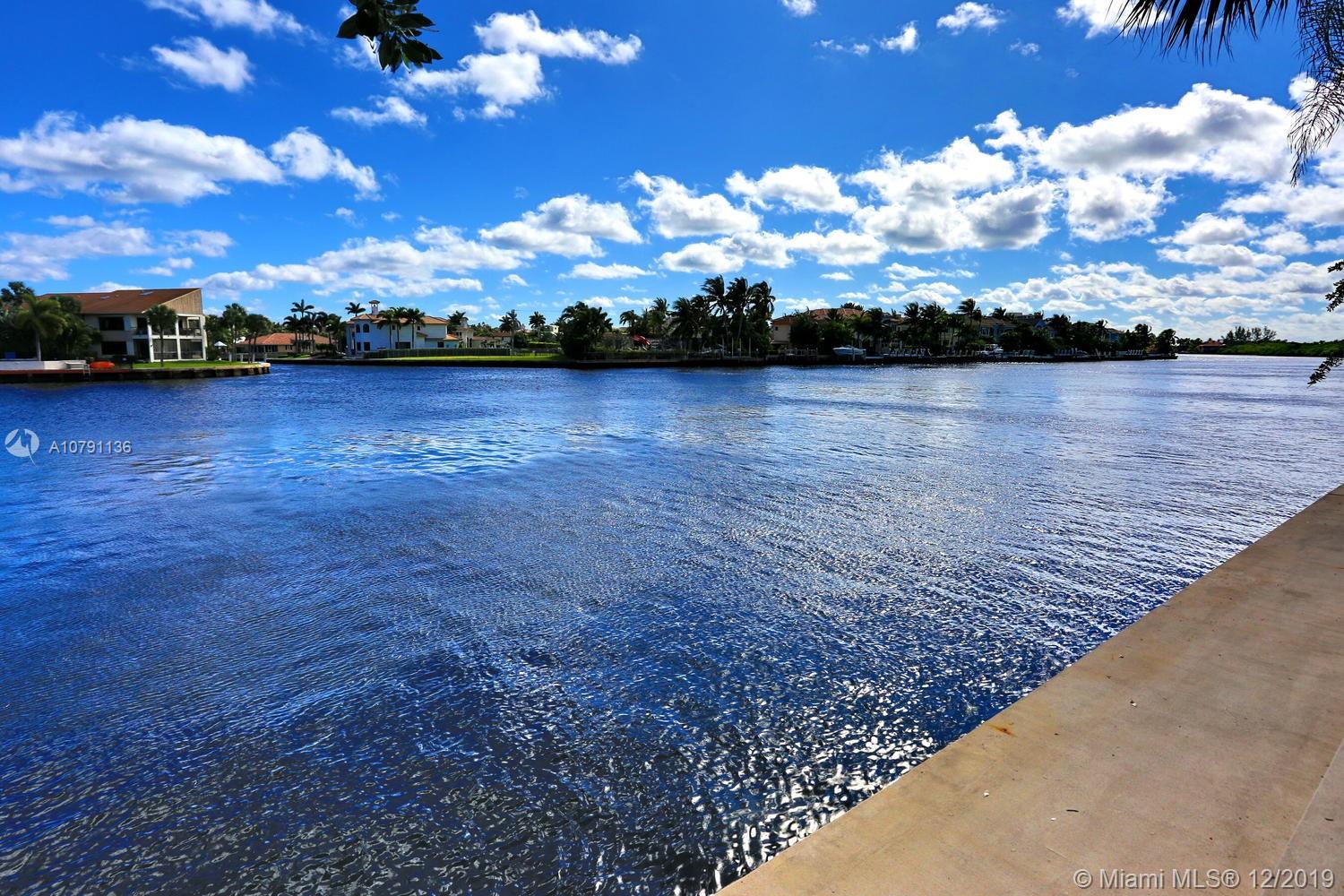 882 Jeffery Street Boca Raton, FL 33487 - Photo 5 of 33