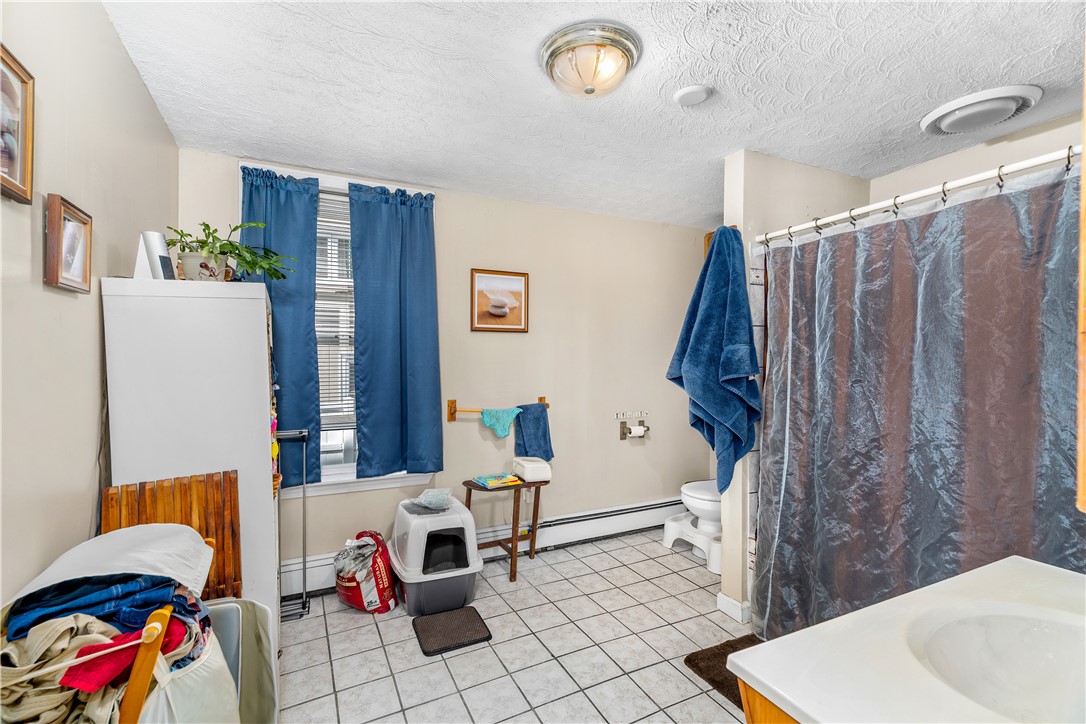 553 Fairmount Street Woonsocket, RI 02895 - Photo 12 of 49