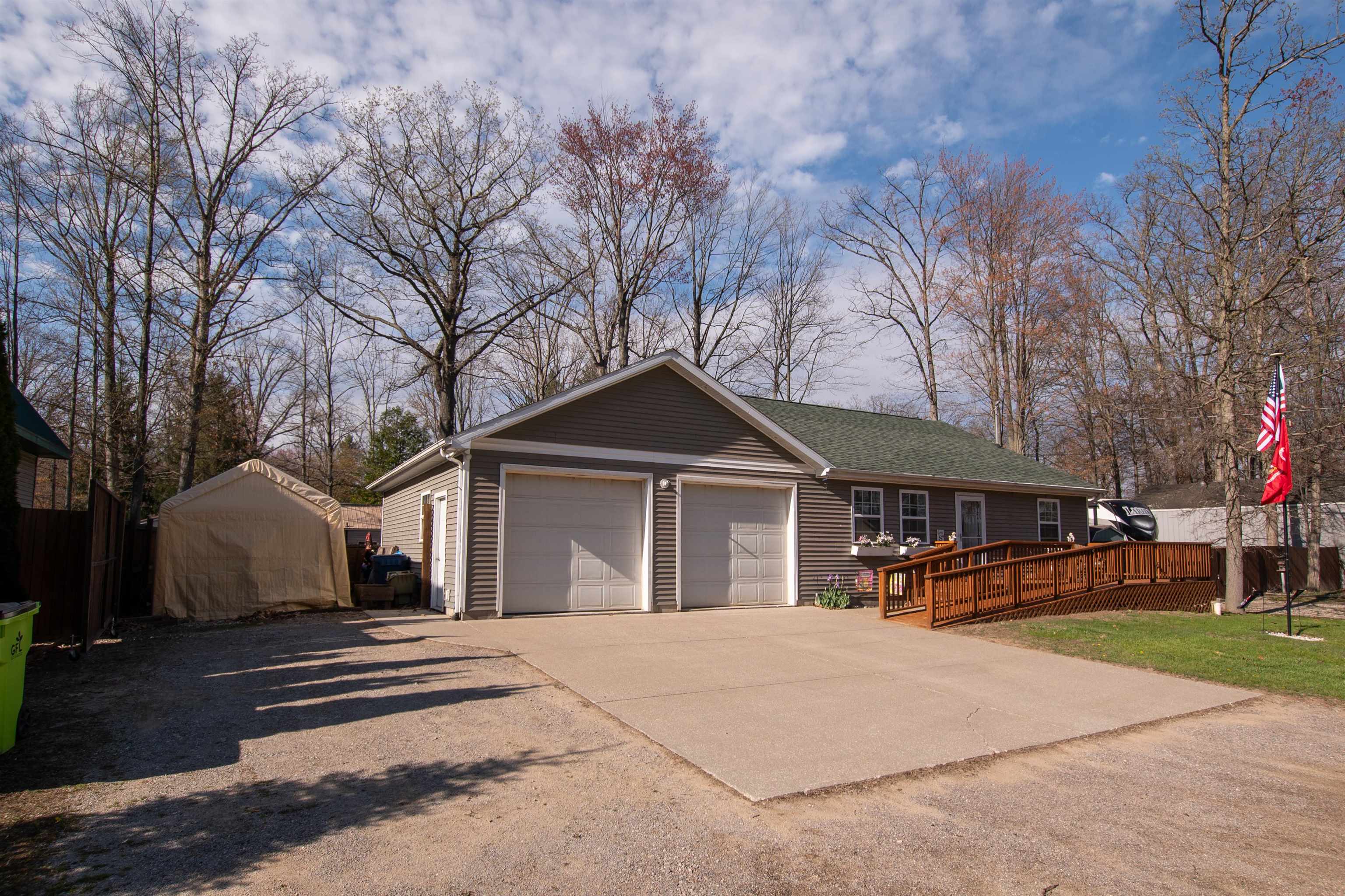 1131 Hemlock Road Beaverton, MI 48612 - Photo 4 of 29 Gallery Image 4