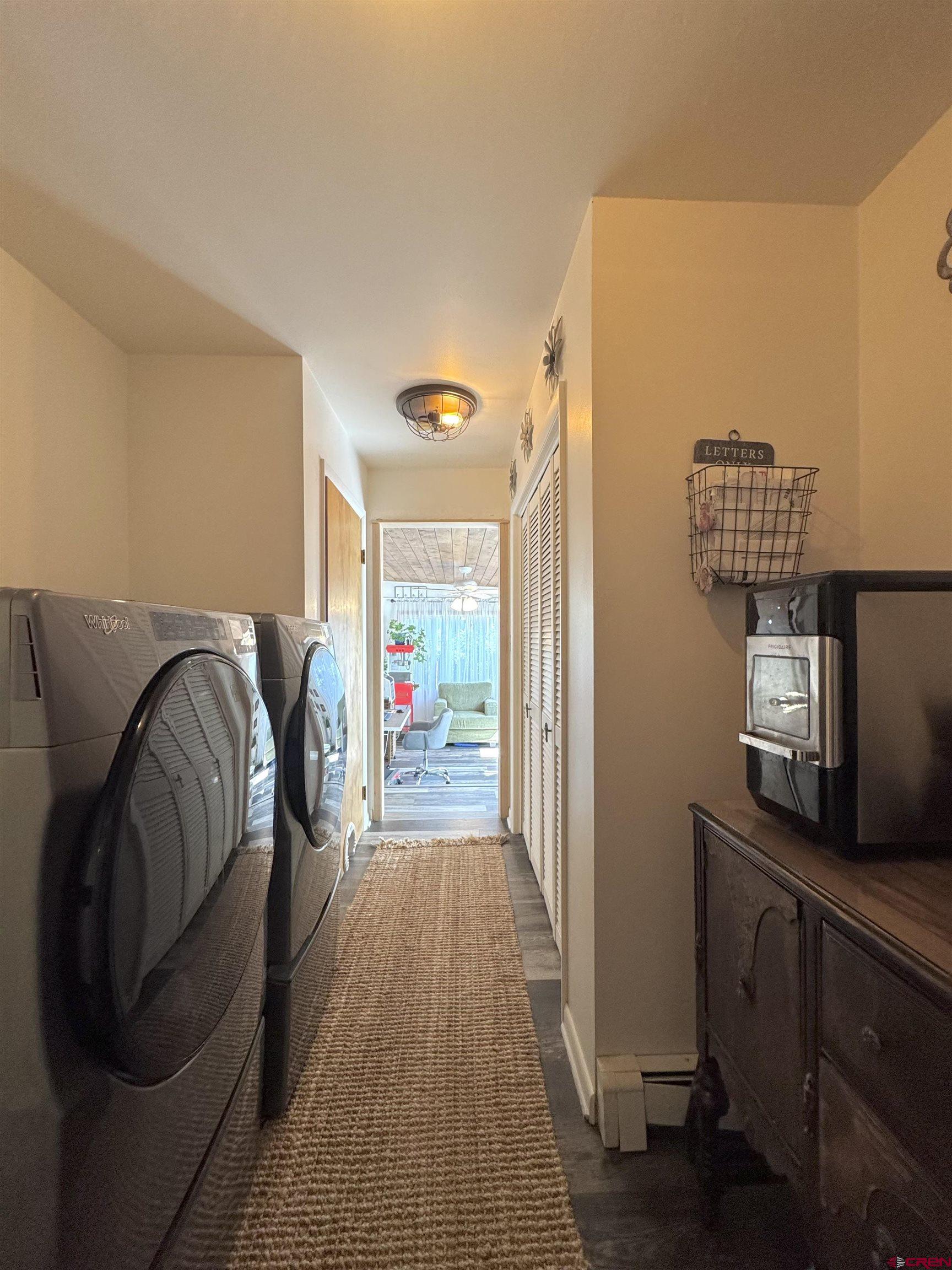 660 Columbia Avenue Del Norte, CO 81132 - Photo 22 of 31 a view of livingroom with furniture and furniture