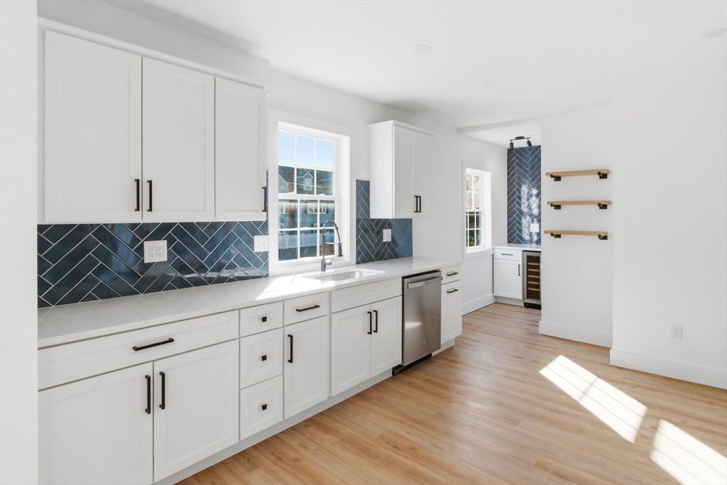 173 Kingsley Road Hull, MA 02045 - Photo 7 of 42