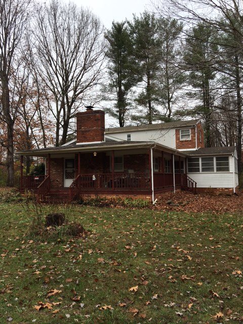 2146 Mt Torrey Road Lyndhurst, VA 22952 - Photo 2 of 15 a view of a house with a yard