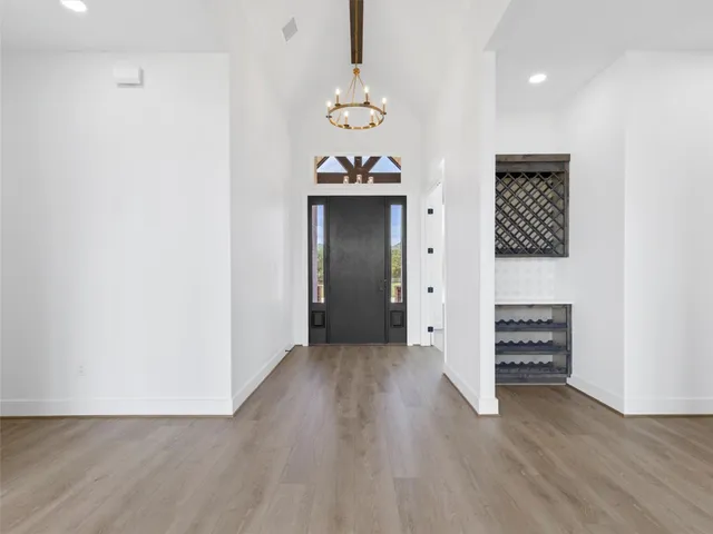 $945,000 | 259 Hydrangea Drive, Smithville, TX 78957