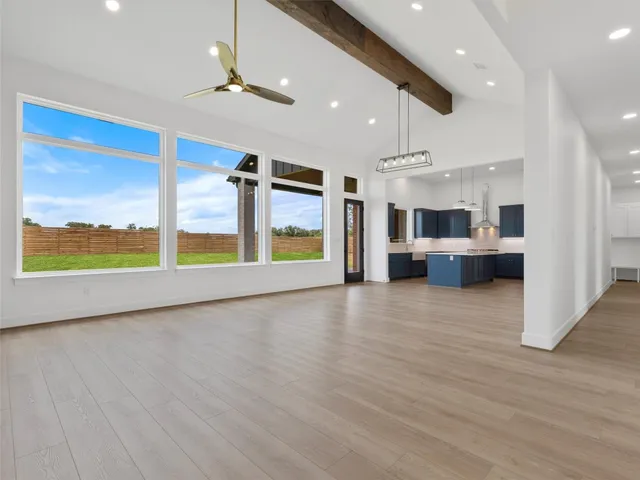 $945,000 | 259 Hydrangea Drive, Smithville, TX 78957