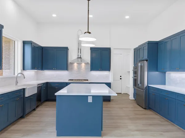 $945,000 | 259 Hydrangea Drive, Smithville, TX 78957