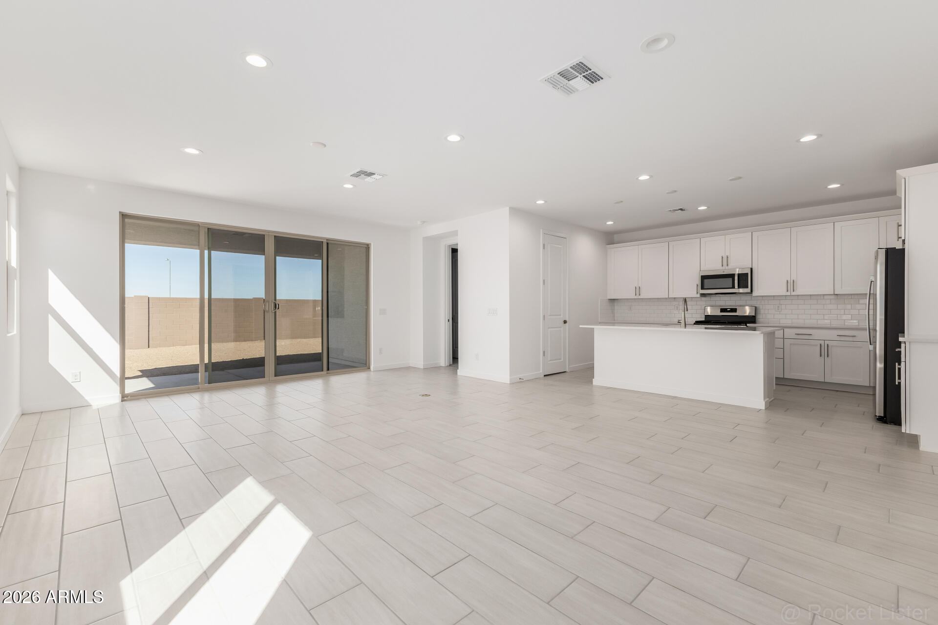 5014 West Chuck Box Road Laveen, AZ 85339 - Photo 2 of 38 09 - Chuck Box 5018