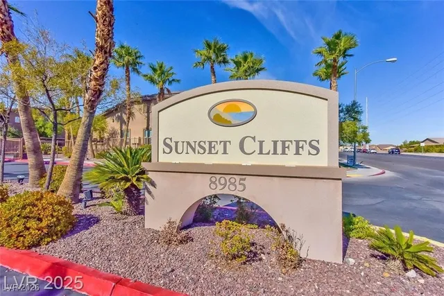 $270,000 | 8985 South Durango Drive, Unit 2085, Las Vegas, NV 89113