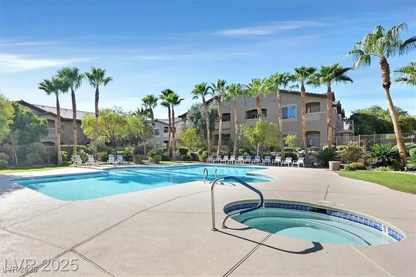 $262,000 | 8985 South Durango Drive, Unit 2085, Las Vegas, NV 89113