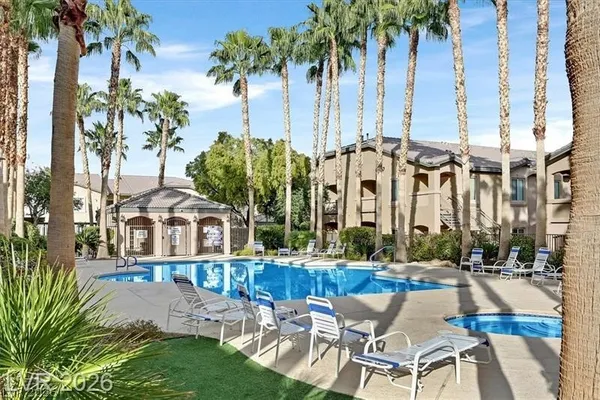 $262,000 | 8985 South Durango Drive, Unit 2085, Las Vegas, NV 89113
