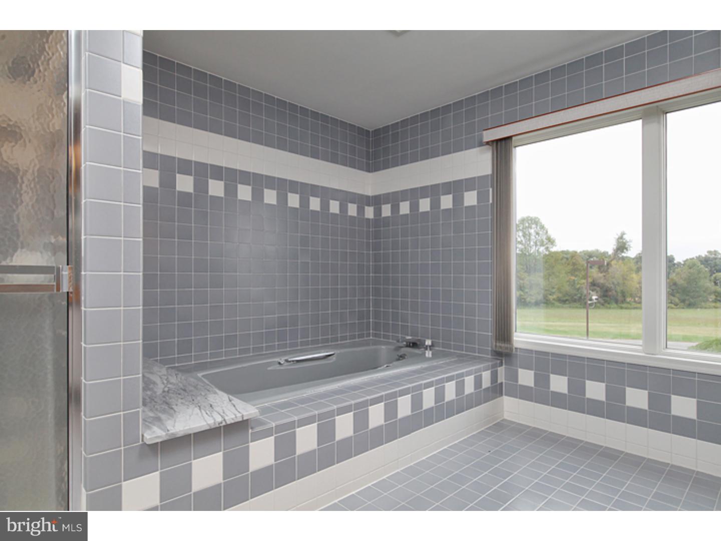 349 Auburn Road Pilesgrove, NJ 08098 - Photo 14 of 21