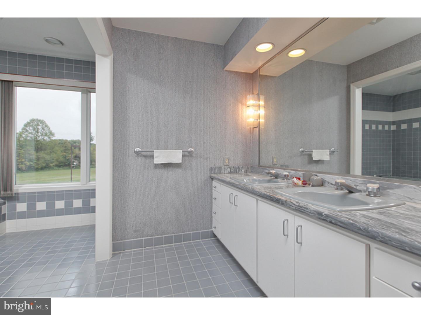 349 Auburn Road Pilesgrove, NJ 08098 - Photo 15 of 21