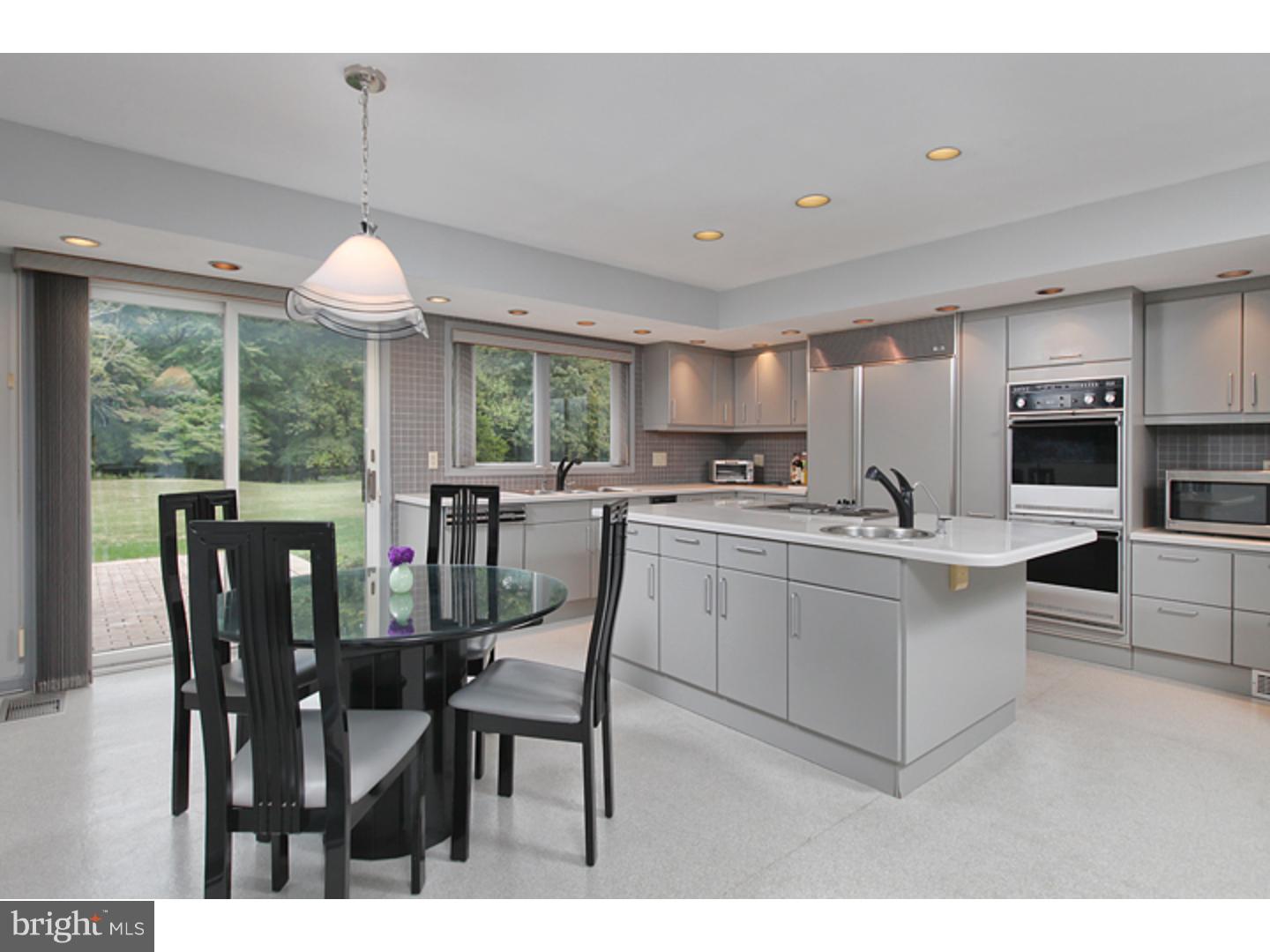 349 Auburn Road Pilesgrove, NJ 08098 - Photo 6 of 21
