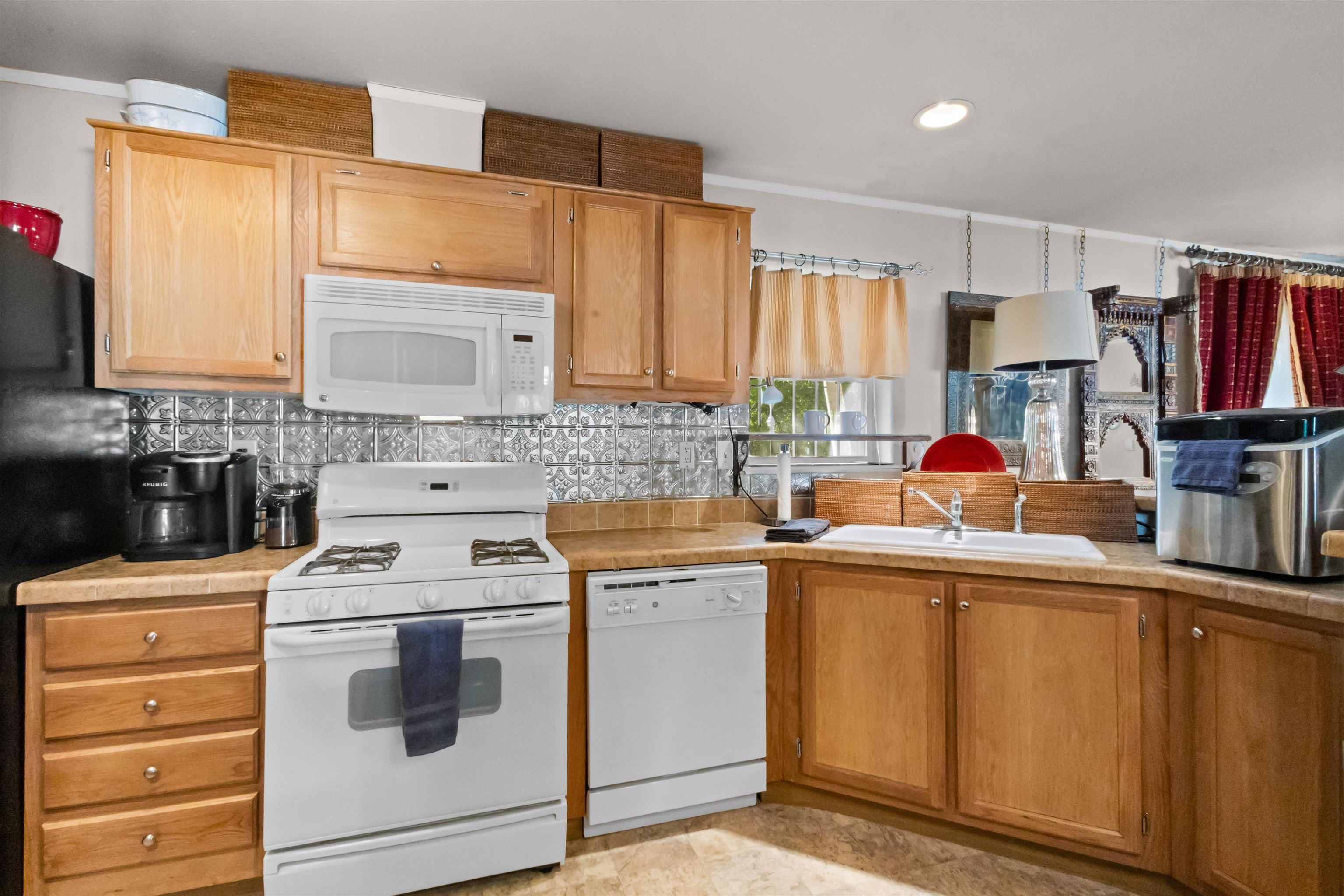 2365 Old Red River Road Questa, NM 87556 - Photo 4 of 48 Gallery Image 4