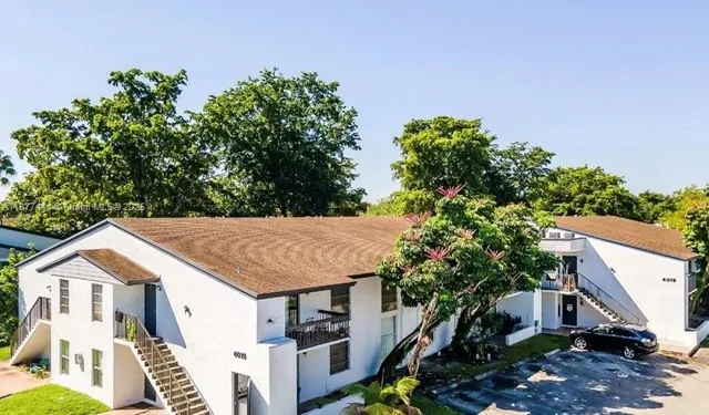 a view of a house with a outdoor space