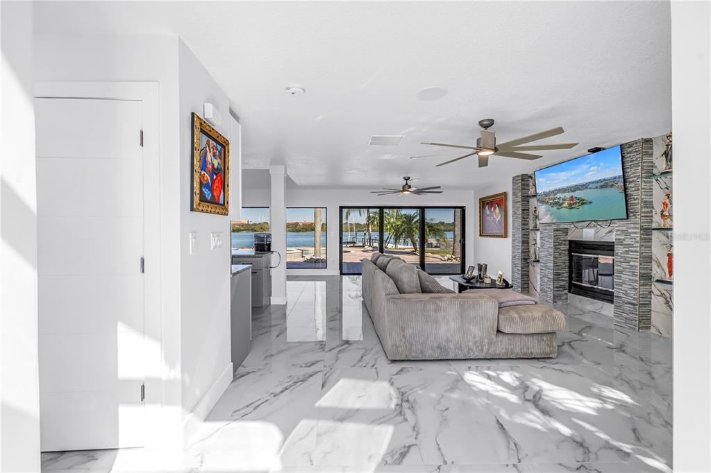 583 Crystal Drive Madeira Beach, FL 33708 - Photo 11 of 100