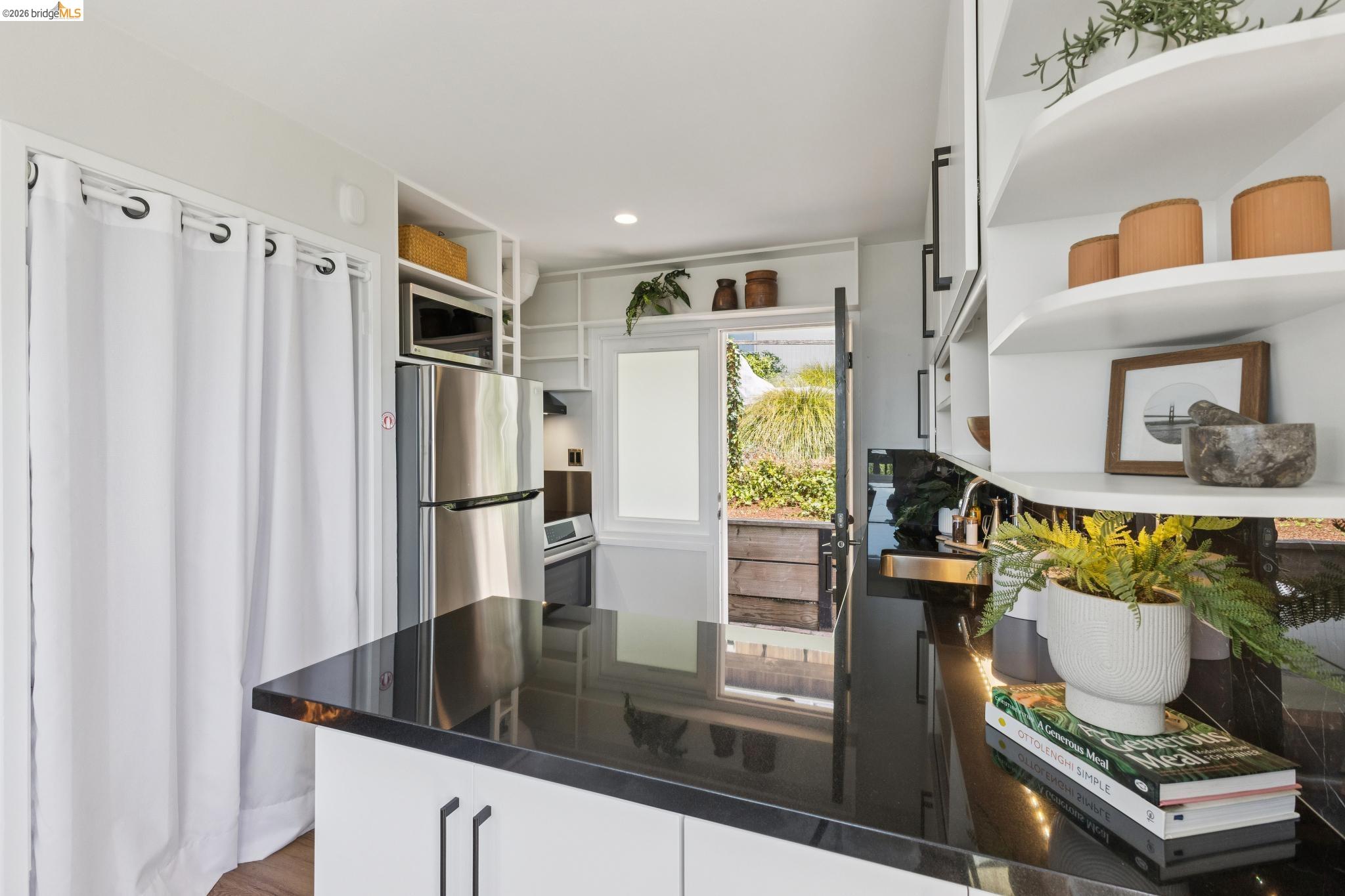 62 Arden Road Berkeley, CA 94704 - Photo 23 of 35