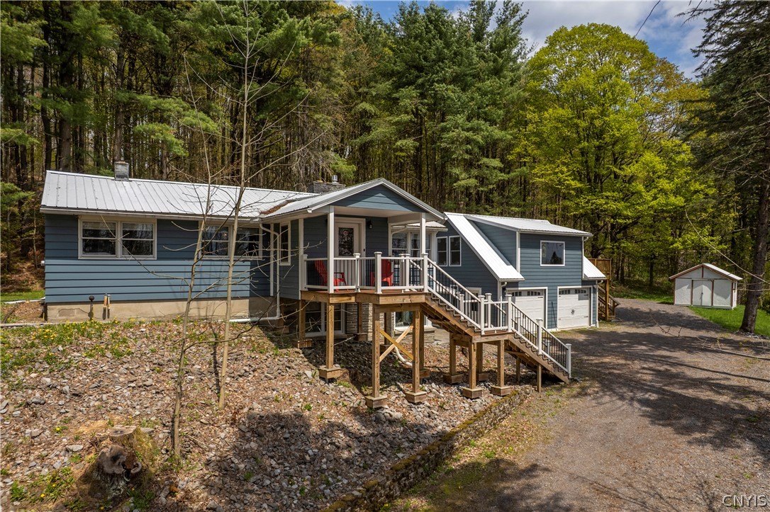 10373 Ridgecrest Road Utica, NY 13502 - Photo 4 of 49