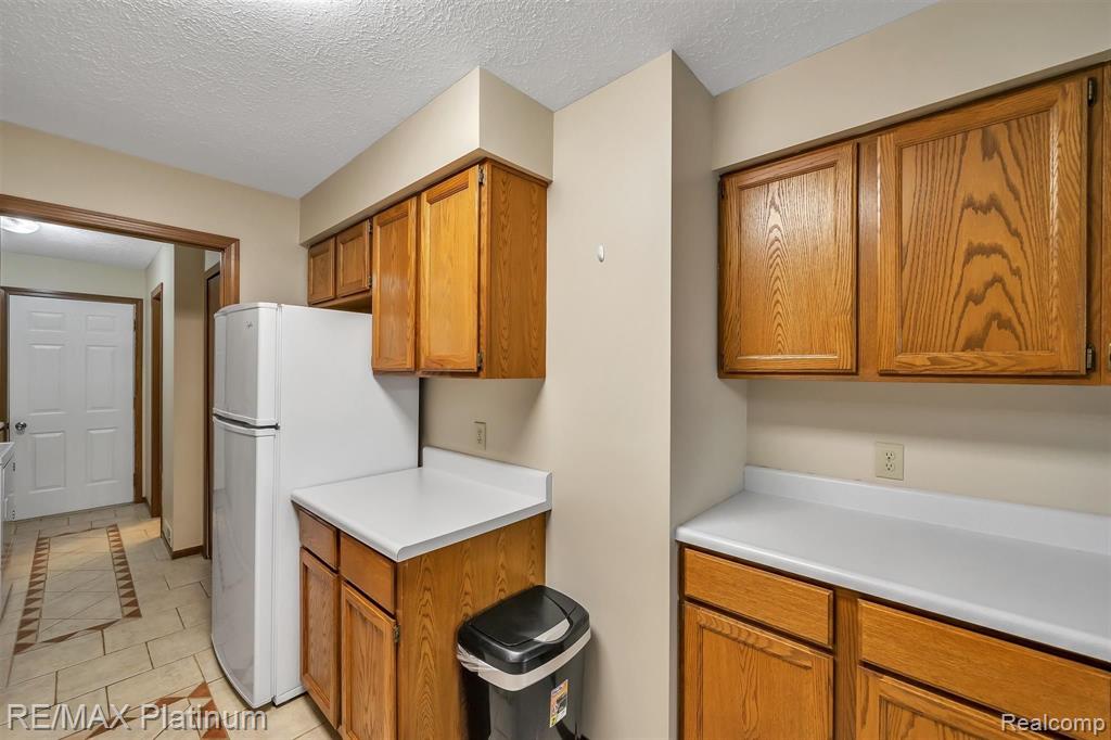 3319 Jewell Road Howell, MI 48843 - Photo 11 of 34