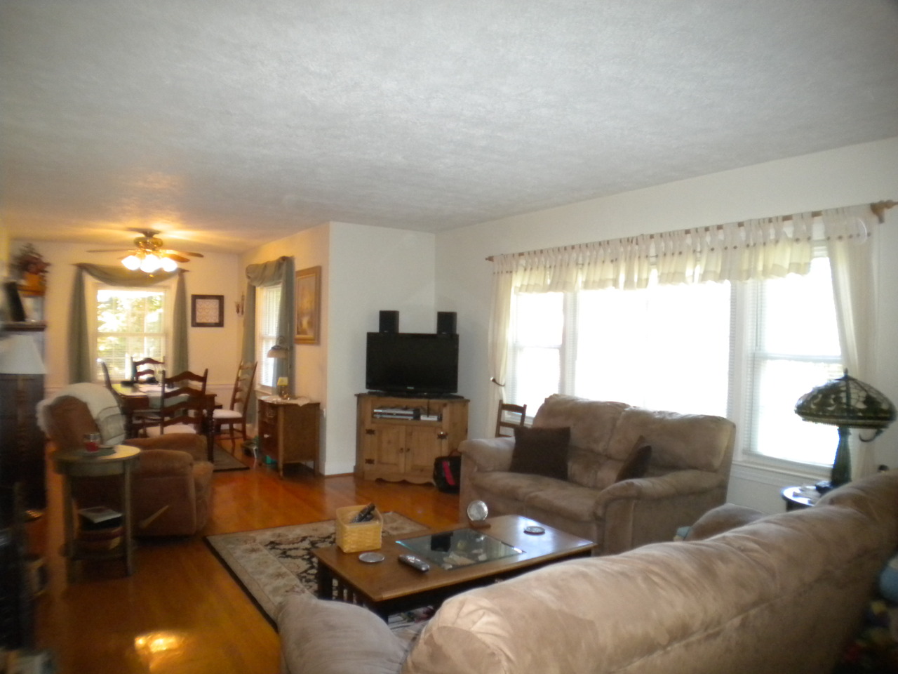 1266 Old Leaksville Road Ridgeway, VA 24148 - Photo 7 of 16 Living Room