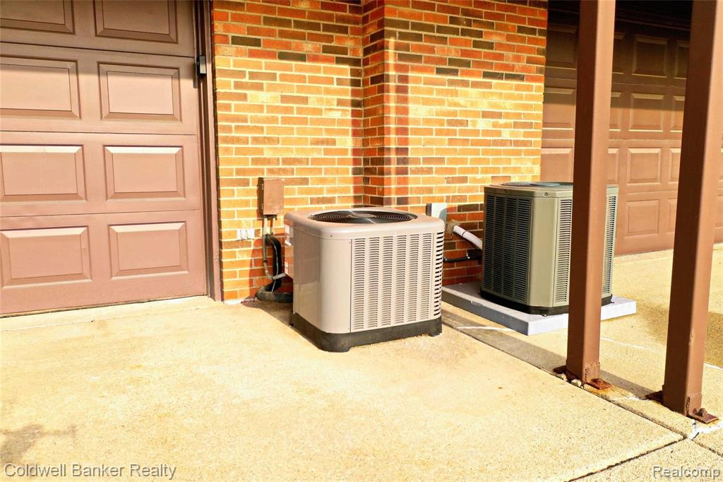 2298 London Bridge Drive, Unit 54 Rochester Hills, MI 48307 - Photo 4 of 37