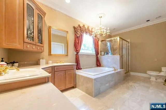 $3,950,000 | 16 Shinnecock Trail, Franklin Lakes, NJ 07417