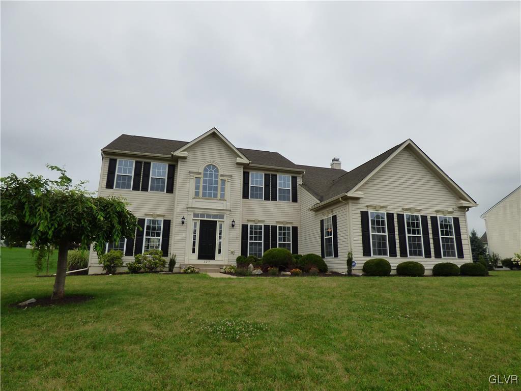 127 Lower Way Road Easton, PA 18045 - Photo 1 of 44 Gallery Image 1