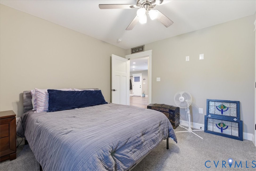 621 Horseshoe Road Jarratt, VA 23867 - Photo 22 of 29