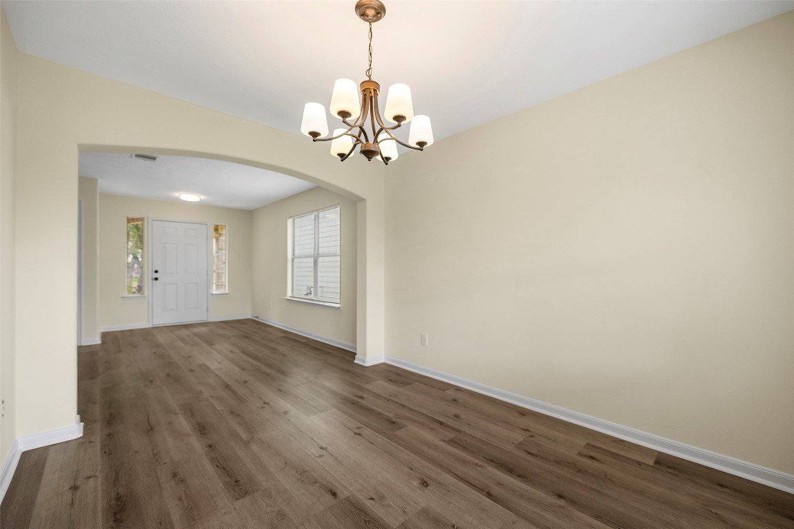 13226 Ridgewood Knoll Lane Houston, TX 77047 - Photo 15 of 37 Dining Room