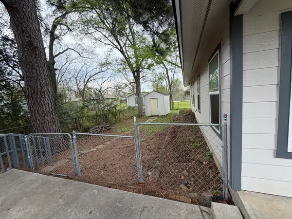 $1,550 | 710 Avenue J Place, Conroe, TX 77301