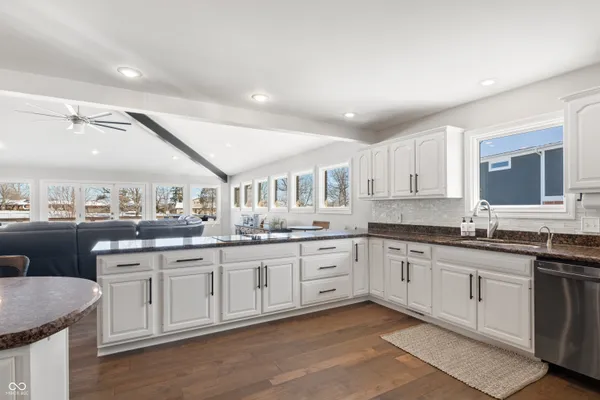 $1,365,000 | 9398 West Mirror Road, Columbus, IN 47201