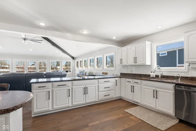 $1,400,000 | 9398 West Mirror Road, Columbus, IN 47201