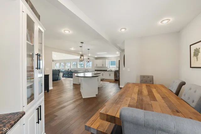 $1,400,000 | 9398 West Mirror Road, Columbus, IN 47201