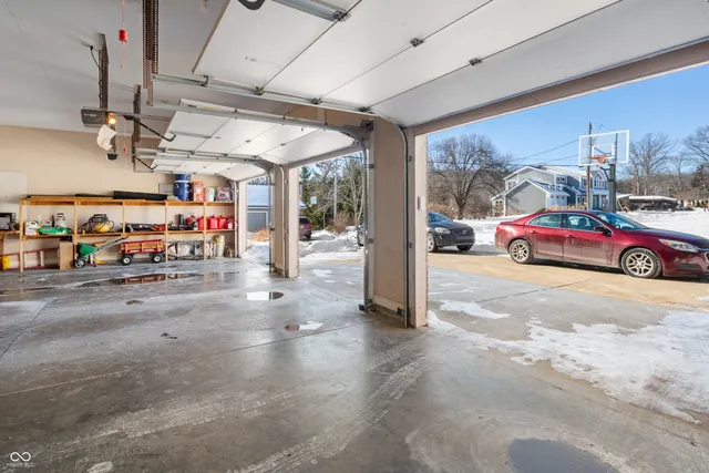 $1,400,000 | 9398 West Mirror Road, Columbus, IN 47201