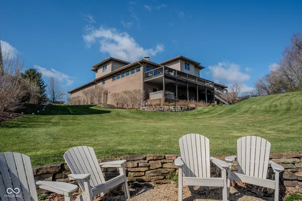 $1,365,000 | 9398 West Mirror Road, Columbus, IN 47201