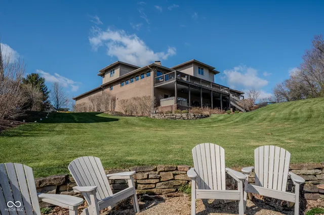 $1,400,000 | 9398 West Mirror Road, Columbus, IN 47201