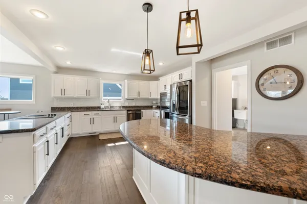 $1,365,000 | 9398 West Mirror Road, Columbus, IN 47201