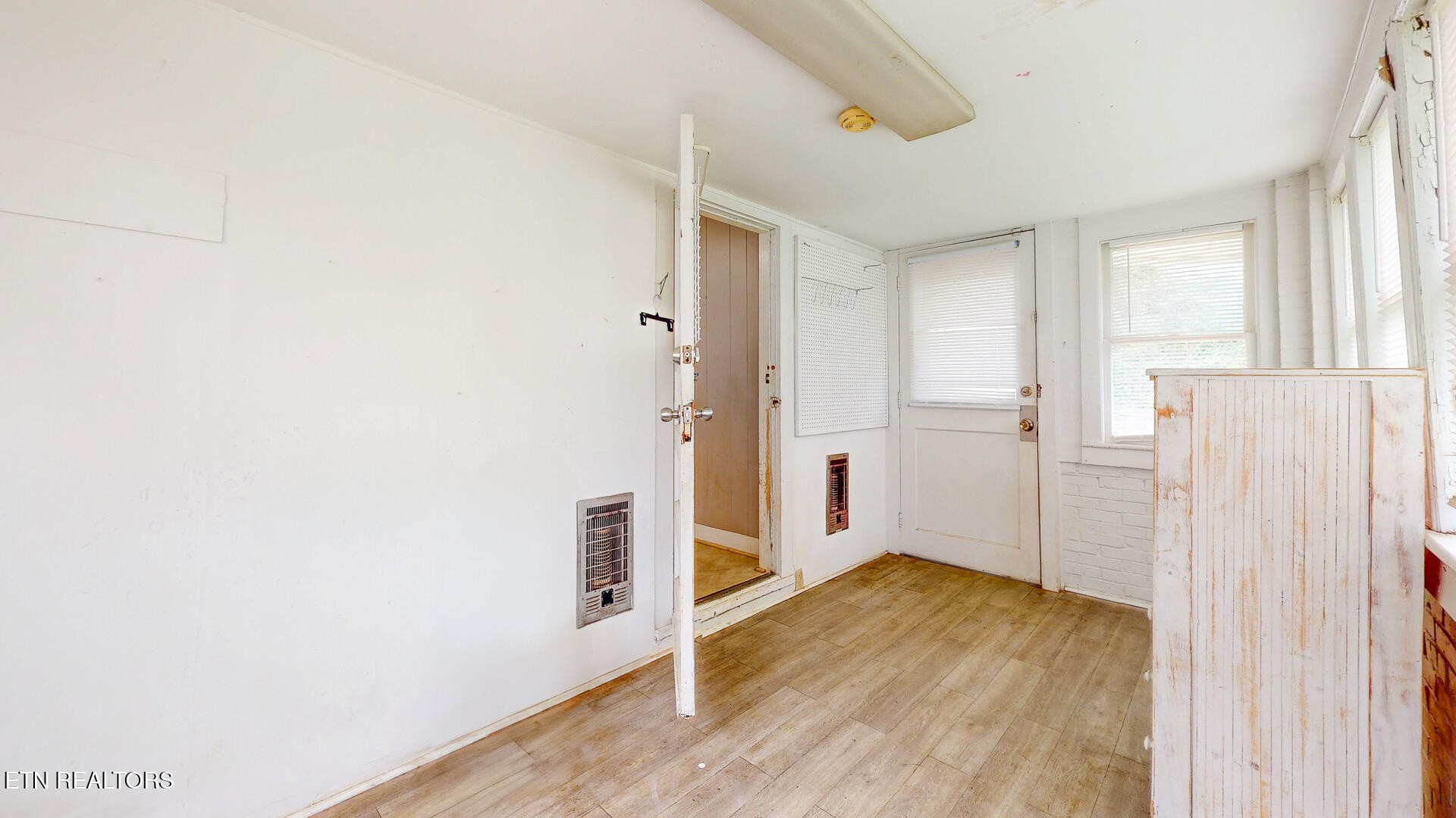 4422 Singleton Station Road Louisville, TN 37777 - Photo 11 of 29 Gallery Image 11