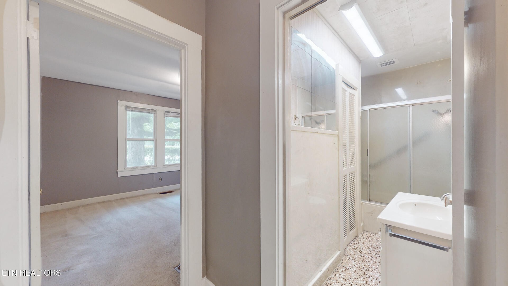 4422 Singleton Station Road Louisville, TN 37777 - Photo 16 of 29 Gallery Image 16