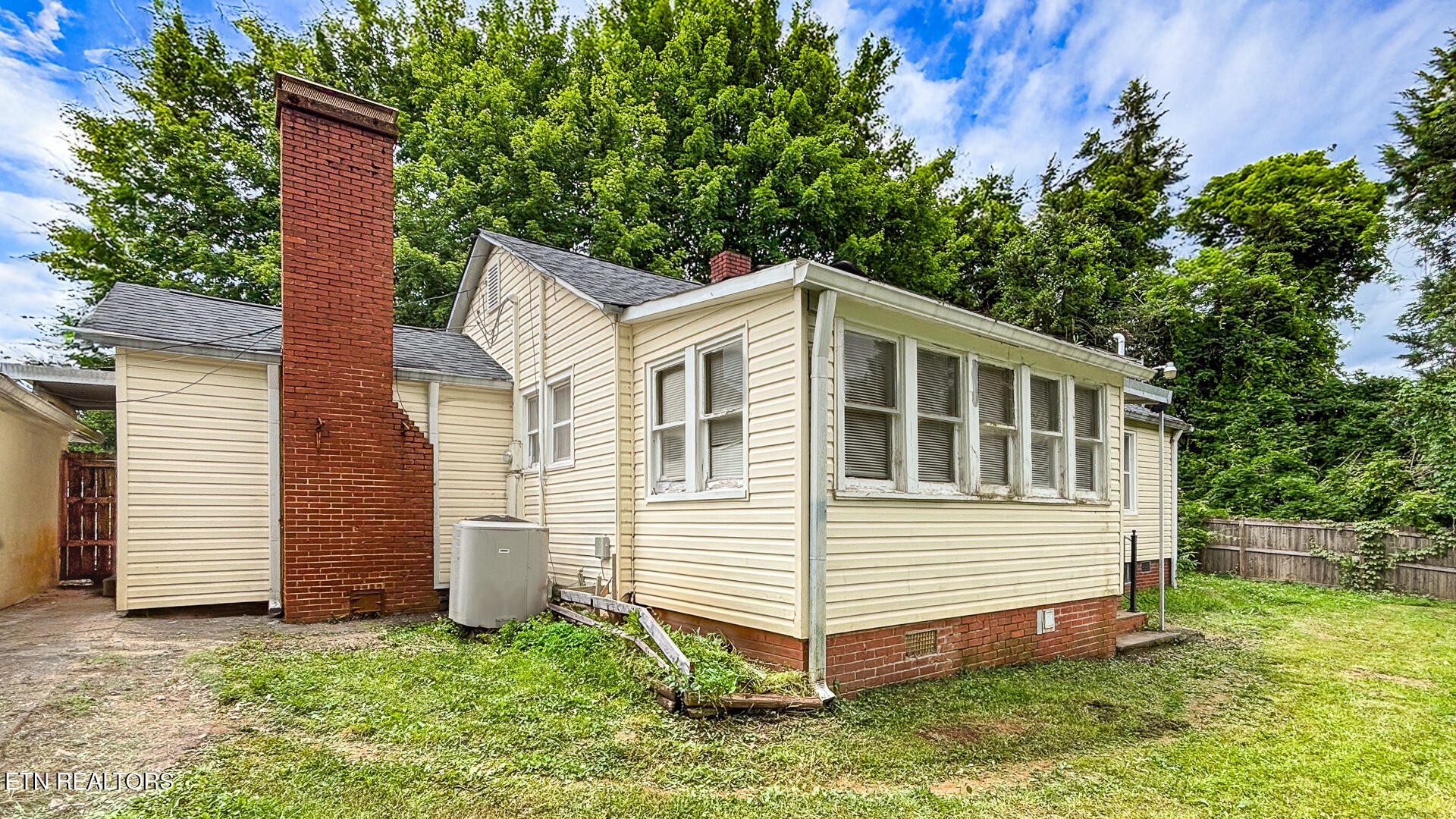 4422 Singleton Station Road Louisville, TN 37777 - Photo 24 of 29 Gallery Image 24