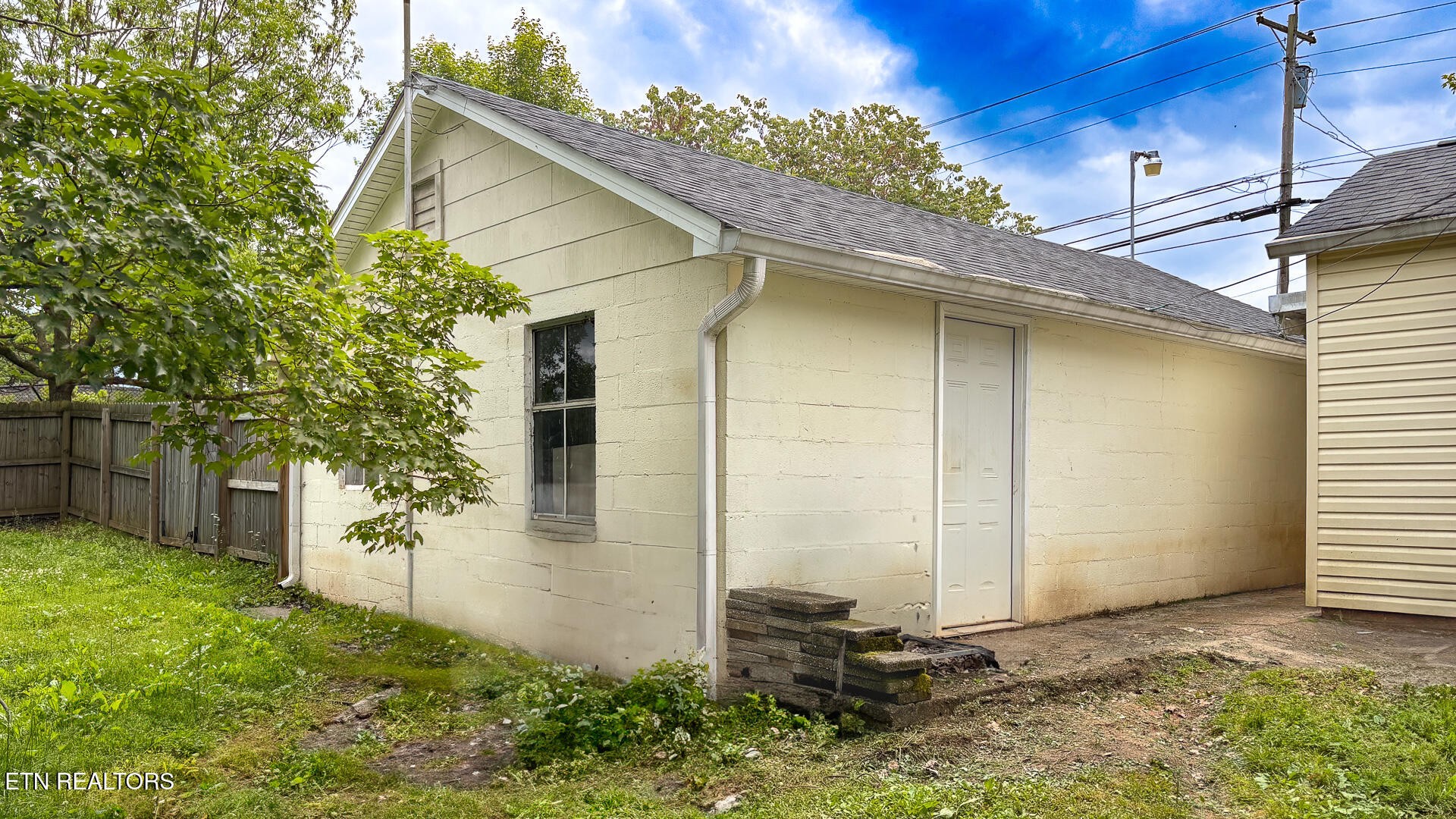 4422 Singleton Station Road Louisville, TN 37777 - Photo 25 of 29 Gallery Image 25