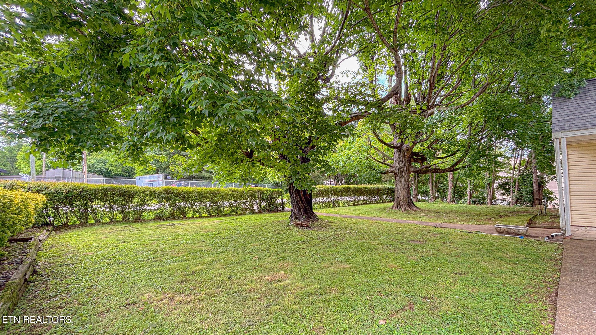 4422 Singleton Station Road Louisville, TN 37777 - Photo 26 of 29 Gallery Image 26