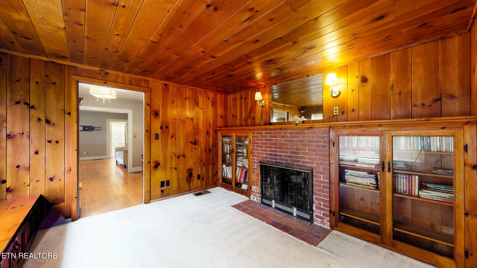 4422 Singleton Station Road Louisville, TN 37777 - Photo 5 of 29 Gallery Image 5