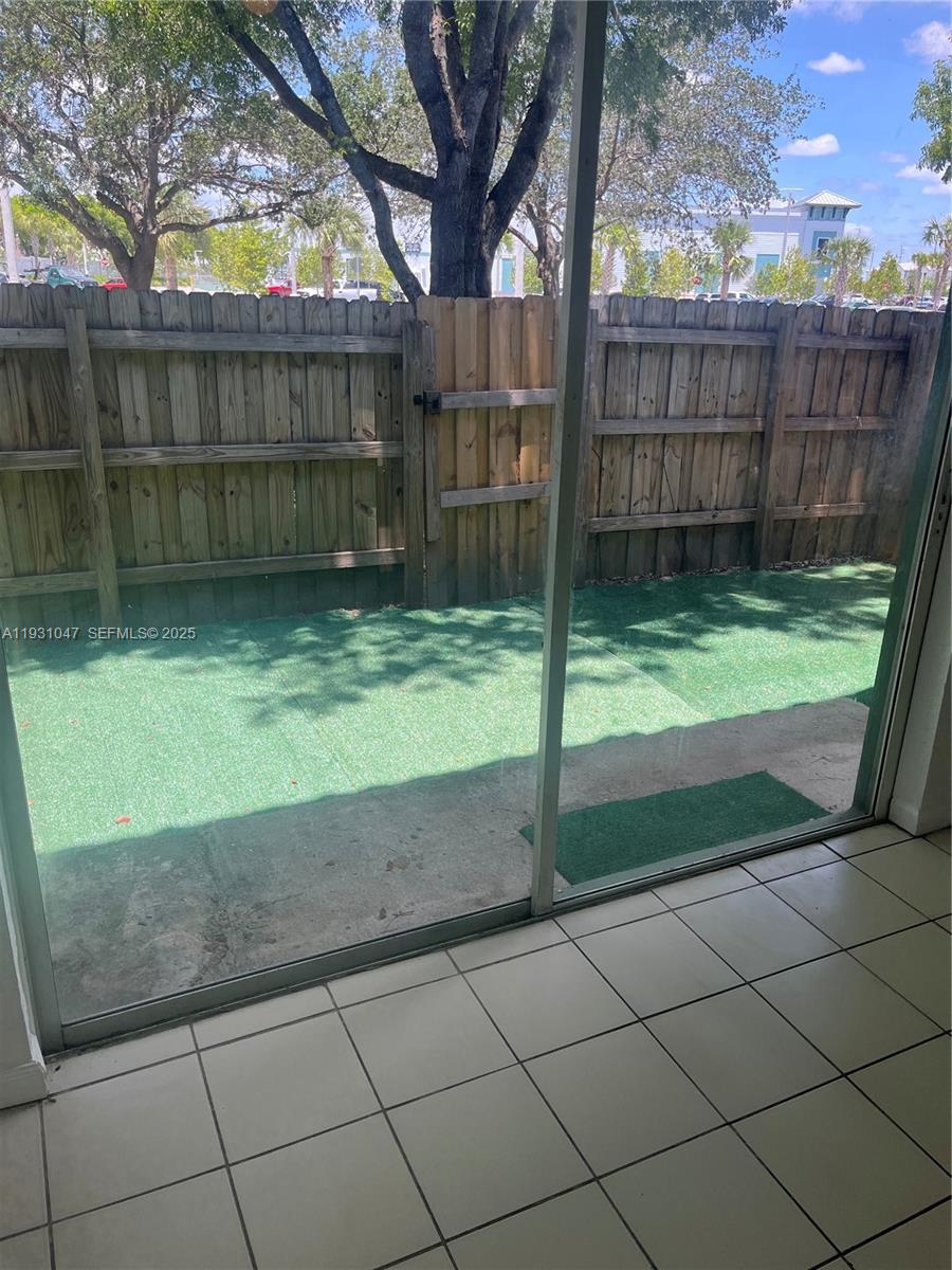 2508 Southeast 14th Avenue, Unit 287 Homestead, FL 33035 - Photo 12 of 17 a backyard of a house